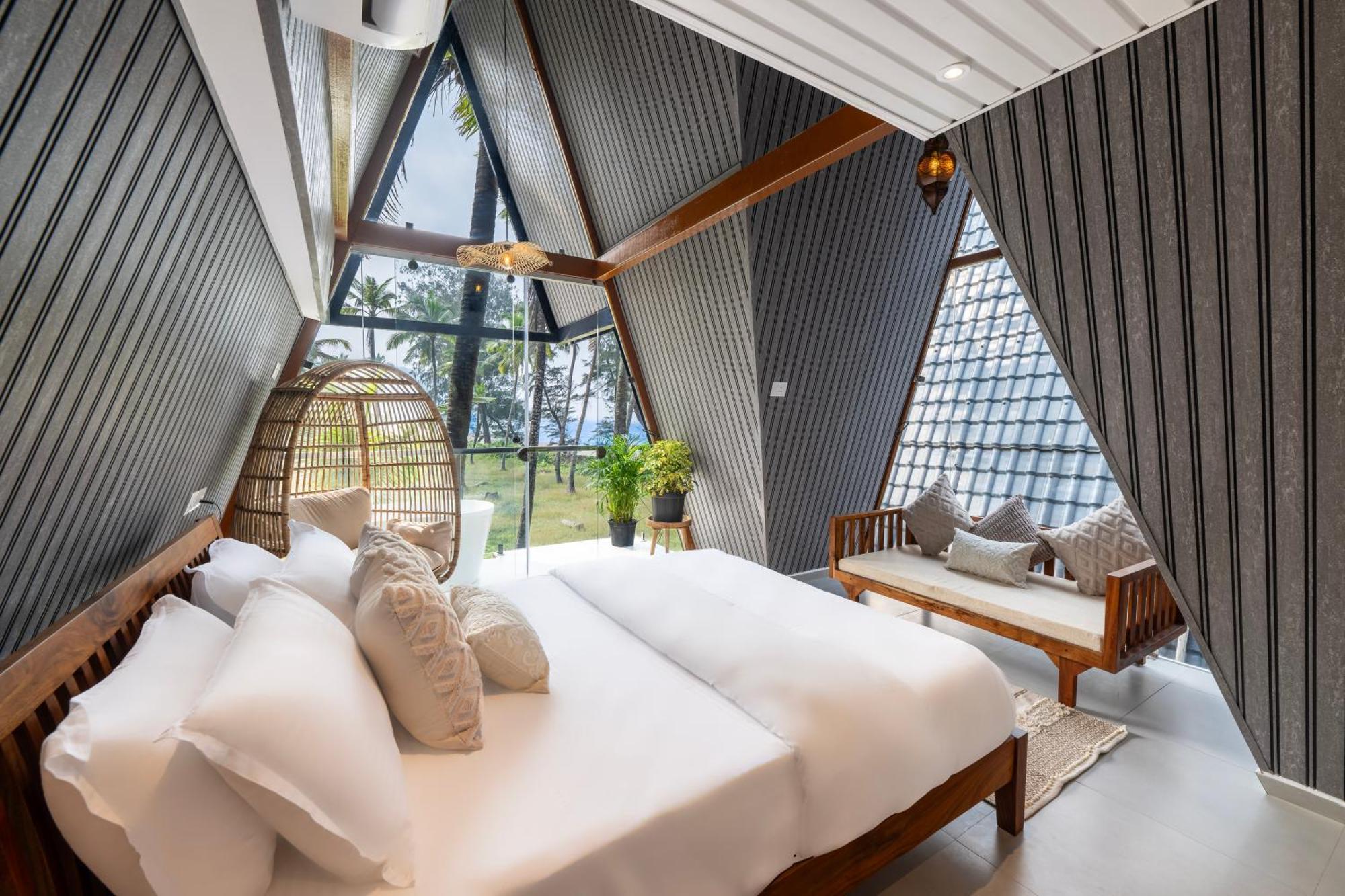 אגונדה The Rose Goa Beach Resort מראה חיצוני תמונה