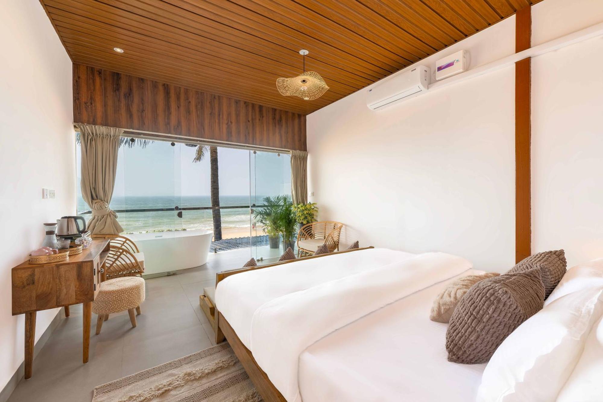 אגונדה The Rose Goa Beach Resort מראה חיצוני תמונה