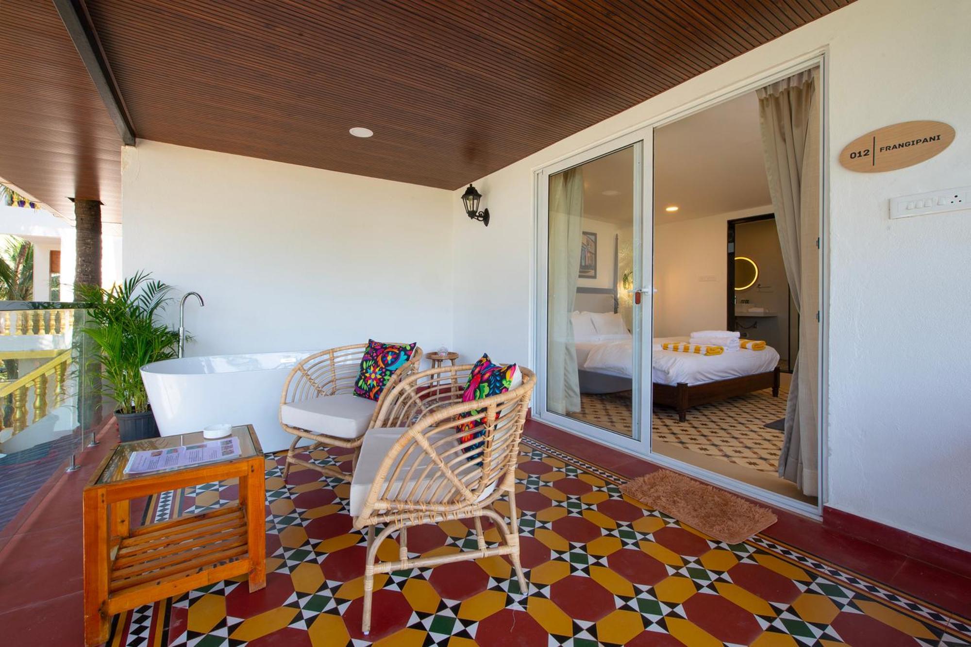 אגונדה The Rose Goa Beach Resort מראה חיצוני תמונה