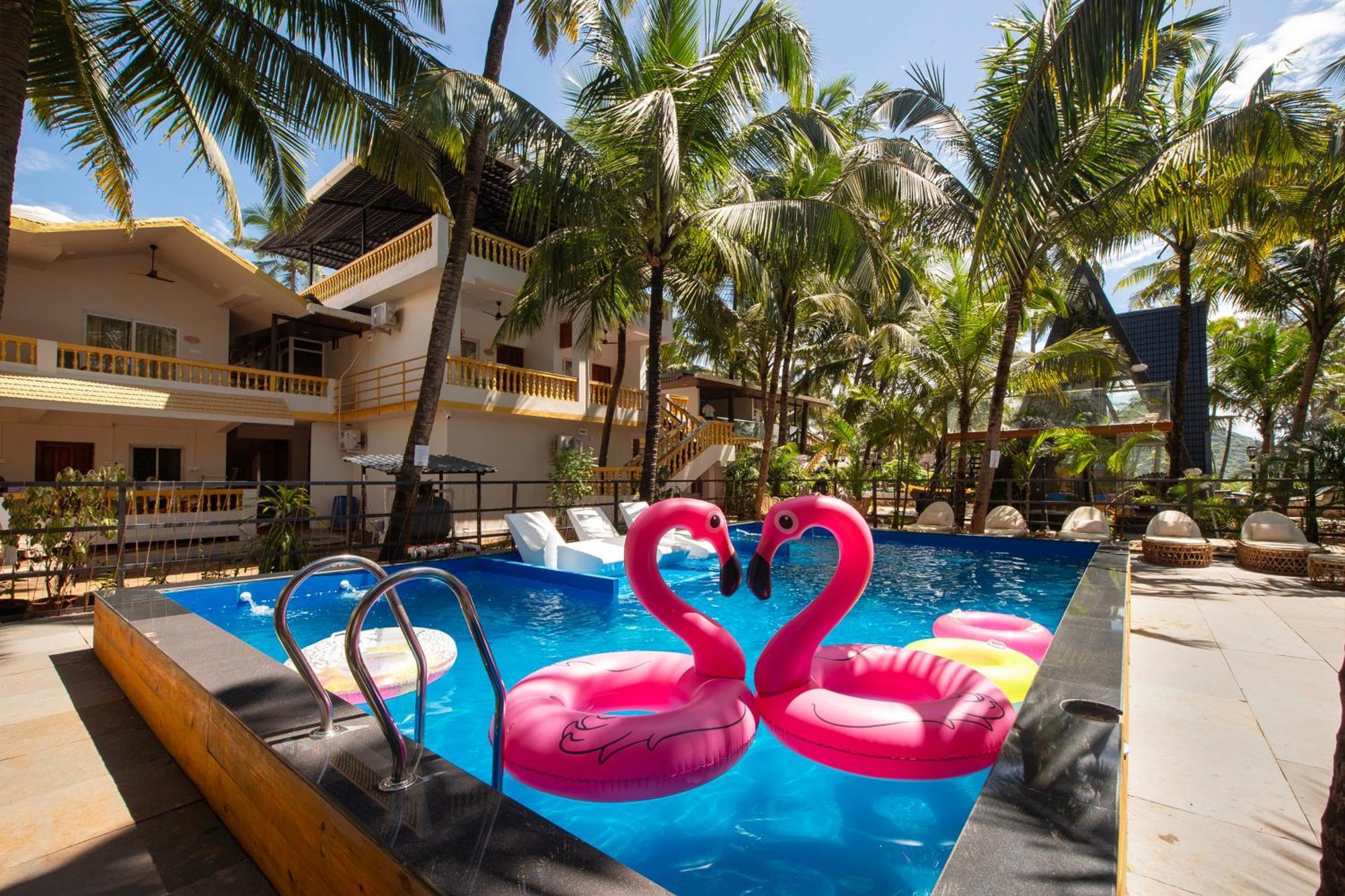 אגונדה The Rose Goa Beach Resort מראה חיצוני תמונה