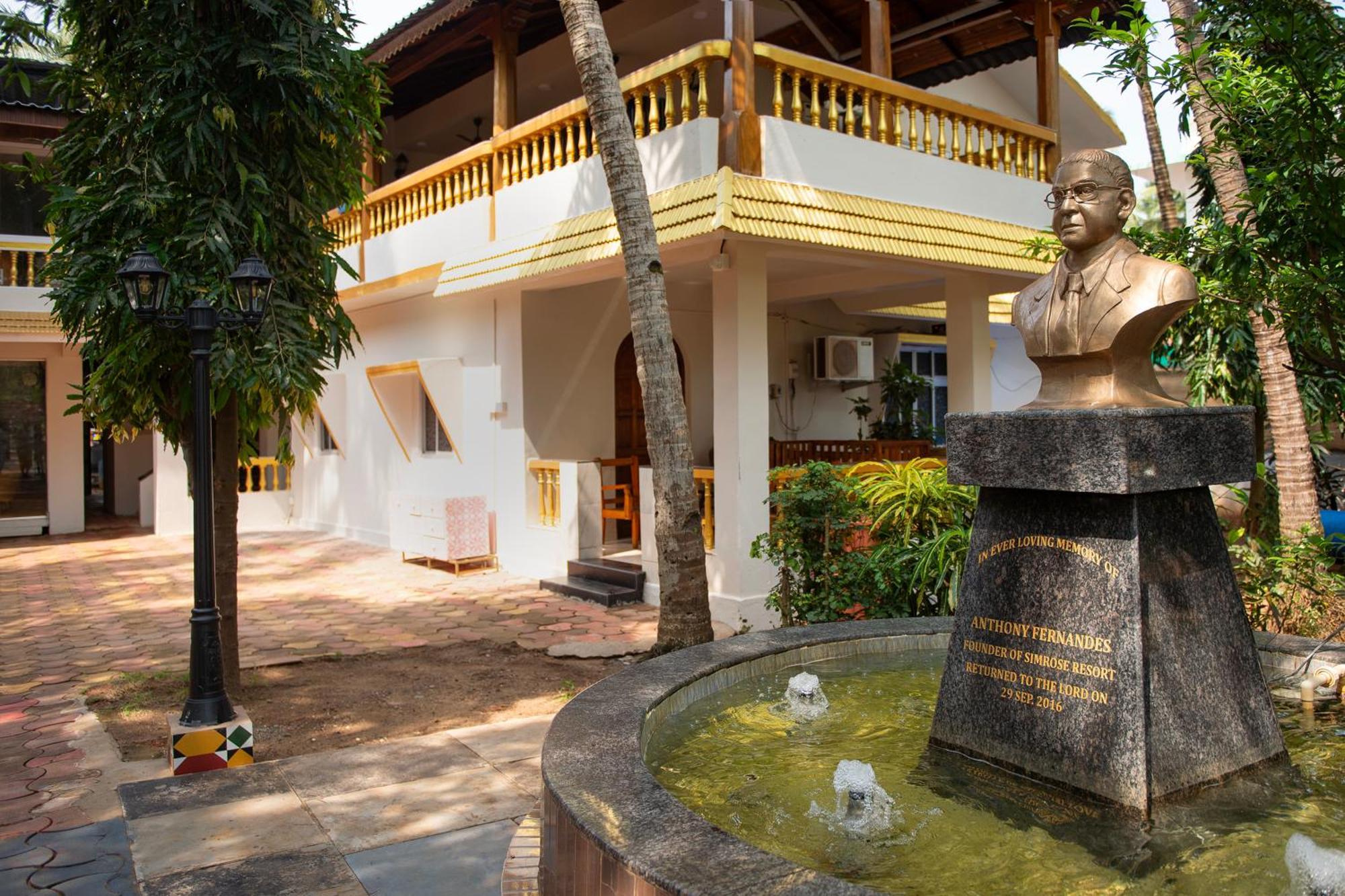 אגונדה The Rose Goa Beach Resort מראה חיצוני תמונה