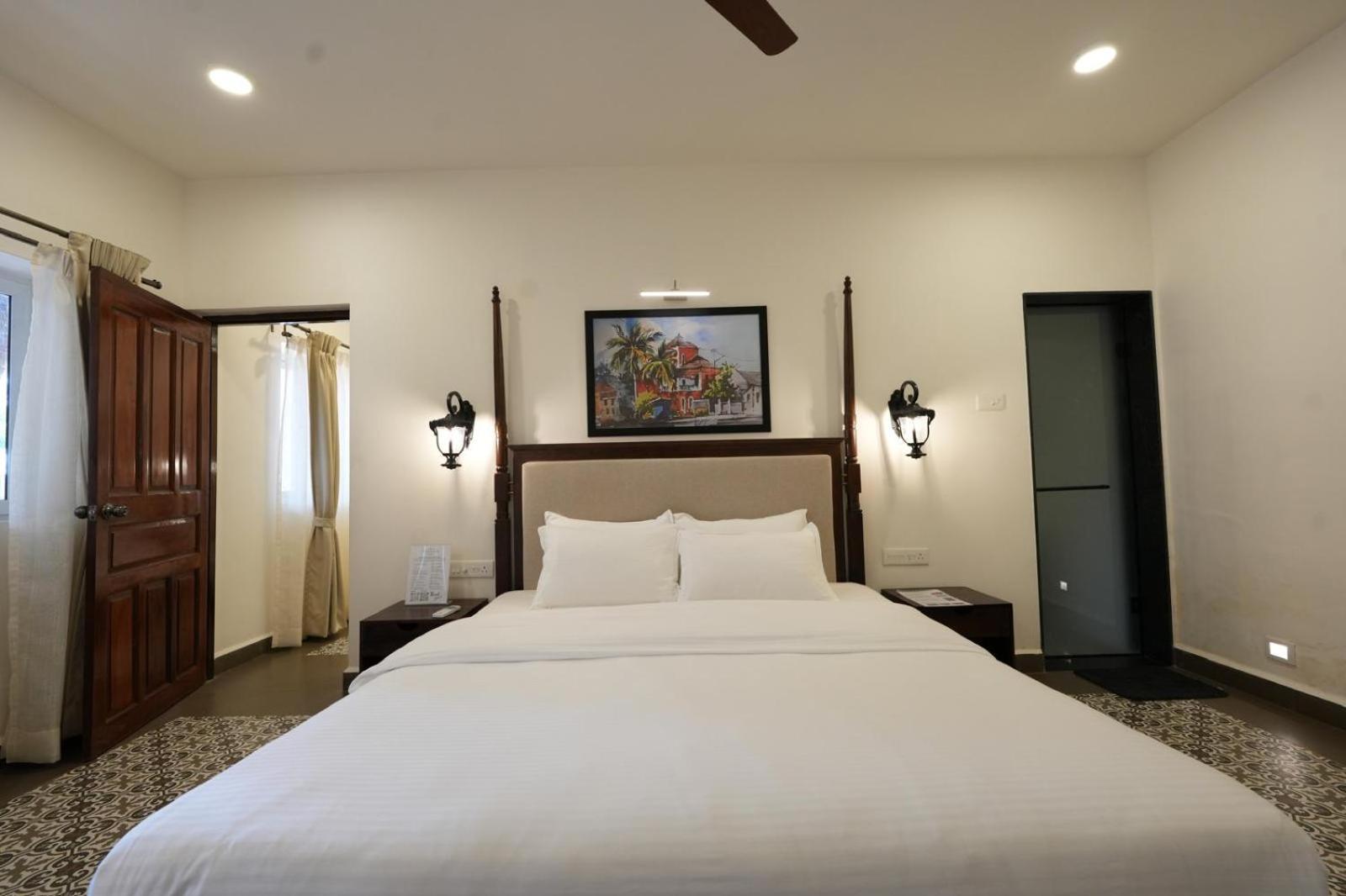 אגונדה The Rose Goa Beach Resort מראה חיצוני תמונה